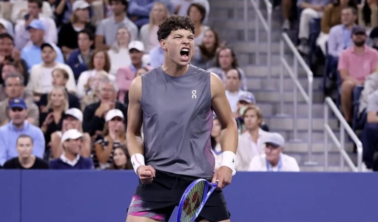 Shelton está de volta: «Estou a reencontrar-me com o meu melhor ténis»