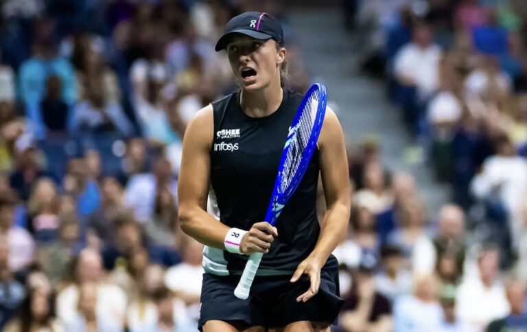 Świątek vira primeiro set perdido e derrota Kalinskaya rumo às oitavas do US Open