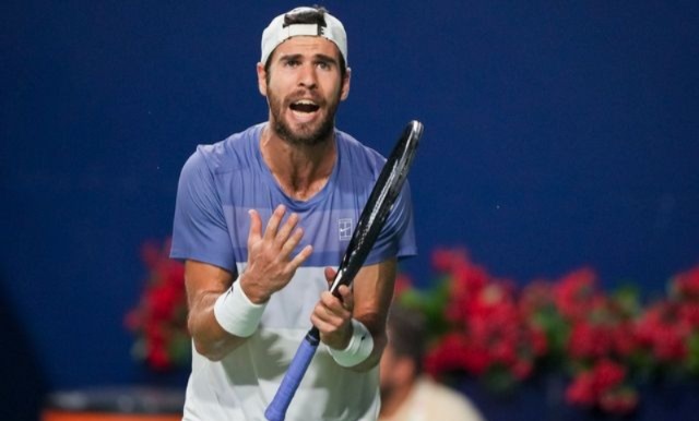 Khachanov não consegue contrariar maldição contra… canhotos do top 20