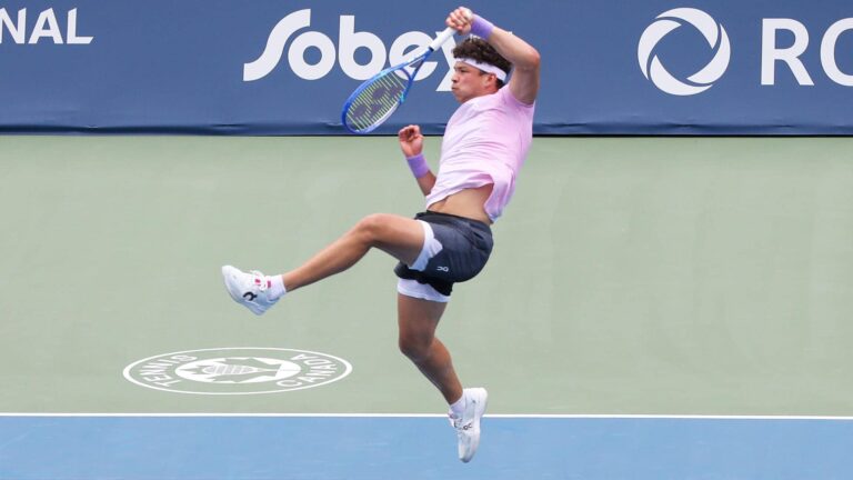 Shelton vive e respira confiança: “A agressividade do meu saque continua a surpreender os meus rivais”