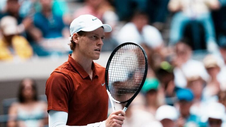 Sinner alcança o Big Three com marca incrível em Grand Slams de piso rápido