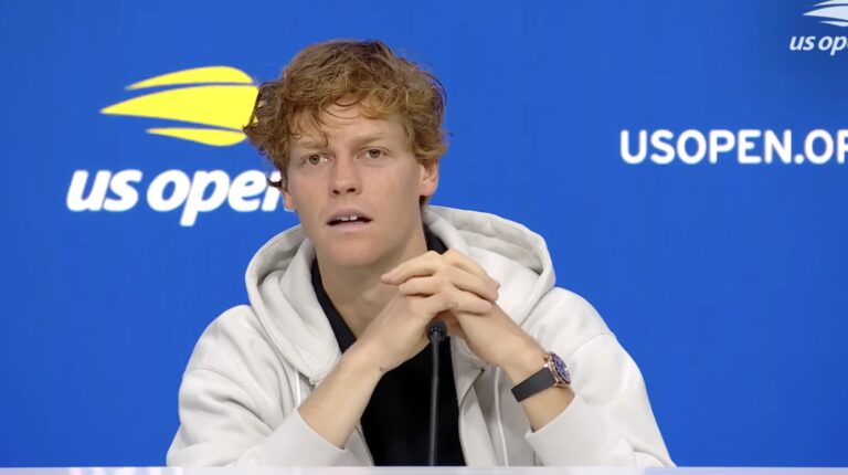 Sinner após mais uma derrota contra Alcaraz: “Preciso melhorar e ser mais imprevisível”