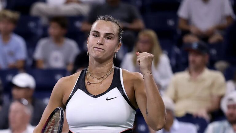 Sabalenka retorna às quartas do US Open e garante que vai seguir como número 1 do mundo