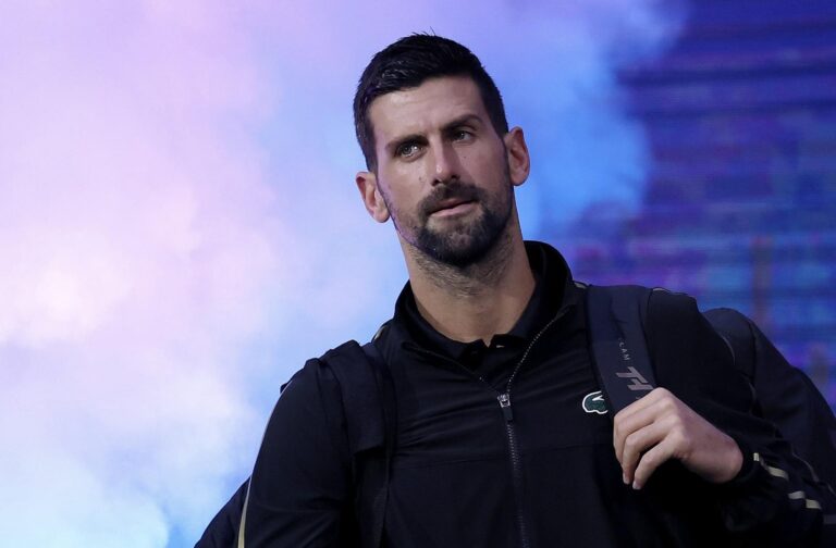 Presidente Sérvio magoado com Djokovic: «Não mudarei as minhas convicções»