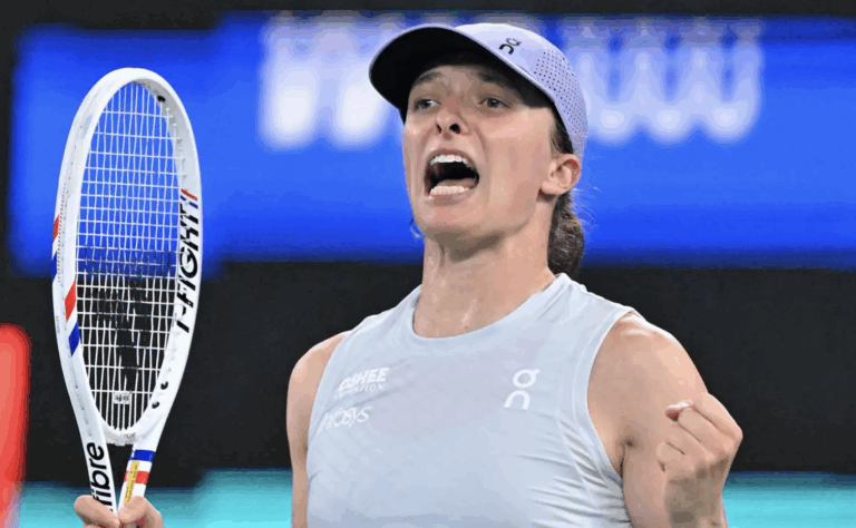 Swiatek volta a bater Bencic e estreia-se nos ‘quartos’ em Wuhan