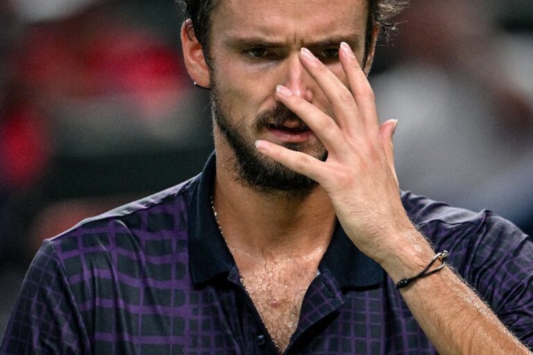 Medvedev, Rublev ou Khachanov continuam sem sair do Dubai e presença em Indian Wells está em risco