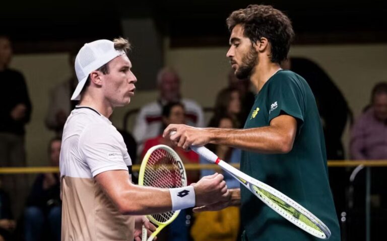 Francisco Cabral brilha em Atenas rumo à 10.ª final da carreira