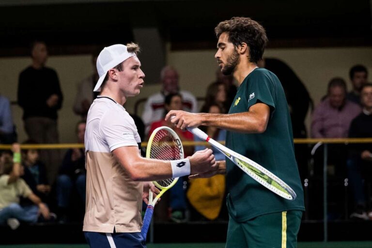 Cabral joga um dos encontros da sua vida e elimina os campeões de Roland Garros e US Open em Paris