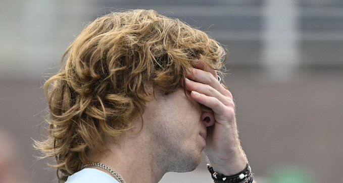 A honestidade de Rublev: «O meu jogo chegou ao limite, tenho de mudar tudo de forma drástica»