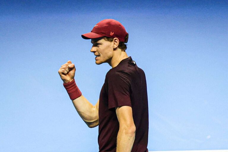 Em casa manda ele! Sinner impõe-se contra Alcaraz e revalida o título nas ATP Finals