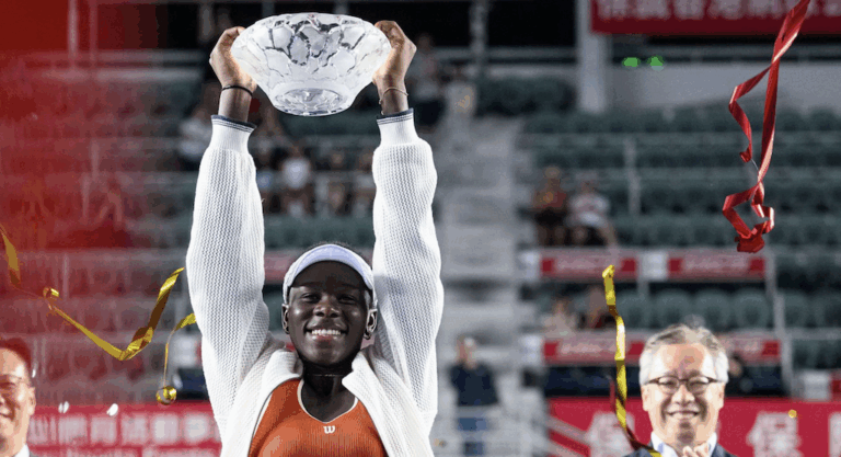 Mboko conquista Hong Kong e vai estrear-se no top 20 mundial