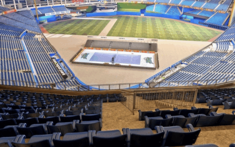 Eis o (estranho) court para a exibição de Alcaraz vs. Fonseca em Miami