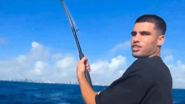 [VÍDEO] Alcaraz aproveita as férias e tenta a sorte… na pesca
