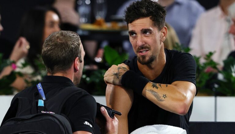 Kokkinakis após ganhar no regresso: «Estou a jogar ténis, mas a que custo?»