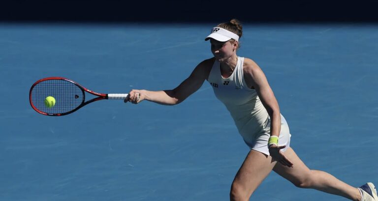 Rybakina entra com triunfo tranquilo no Australian Open