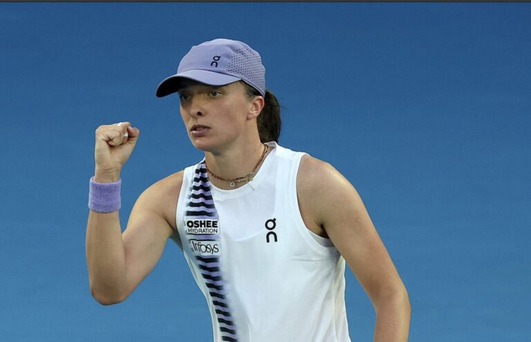 Świątek arrusa rumo aos ‘quartos’ do Australian Open pela 3.ª vez