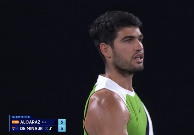 [VÍDEO] Alcaraz protagoniza gesto de desportivismo diante de De Minaur