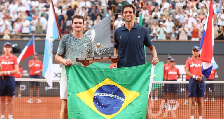 É do Brasil! João Fonseca e Marcelo Melo fecham com chave de ouro e conquistam o Rio Open