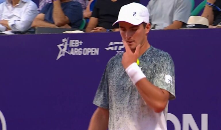 Atual campeão, João Fonseca cai na estreia de Buenos Aires e segue sem vencer na atual temporada