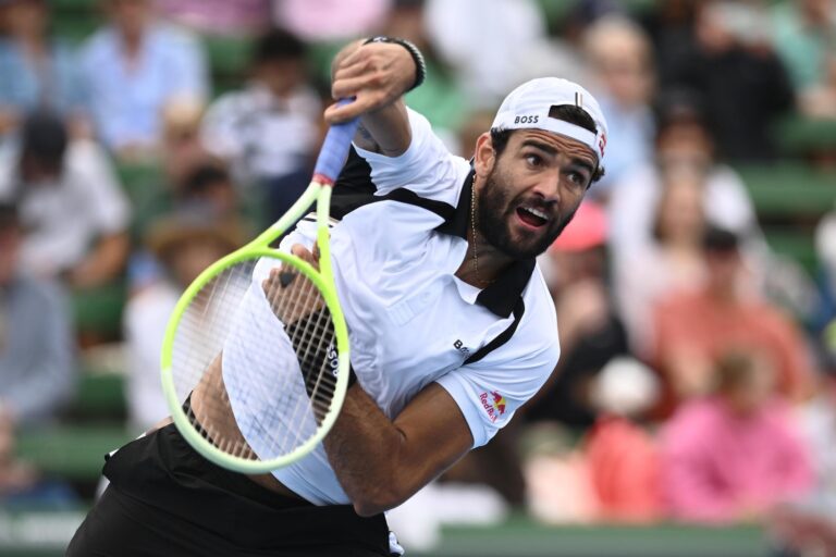 Berrettini surpreendido na primeira ronda em Santiago