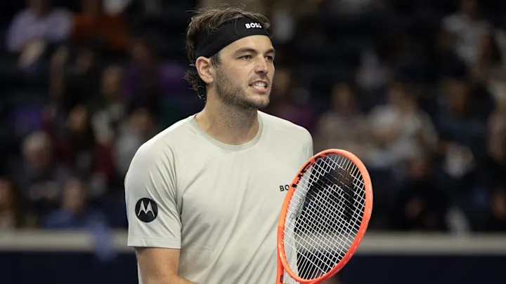 Fritz bate Korda em enorme batalha e vai defrontar ‘jovem’ Cilic nas ‘meias’ em Dallas