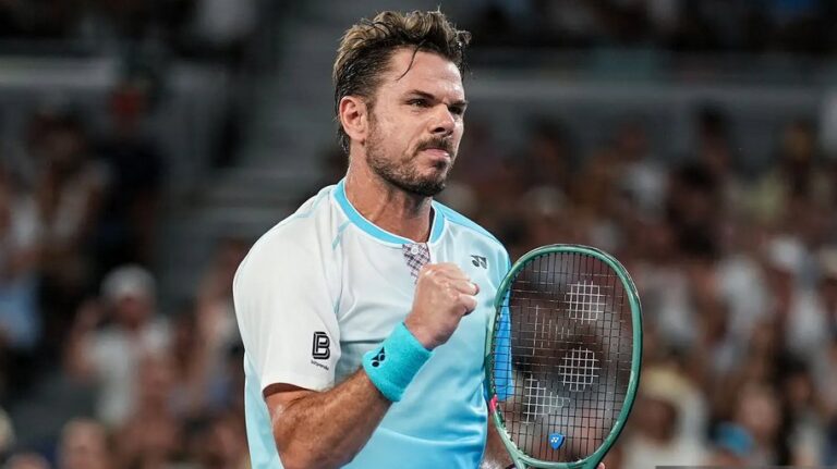 Wawrinka derrota rival 19 anos mais jovem e avança em Montpellier