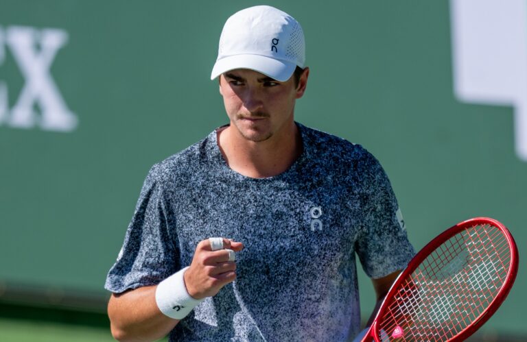 João Fonseca salva dois match points contra Khachanov e vai desafiar mais um ex-top 10 em Indian Wells
